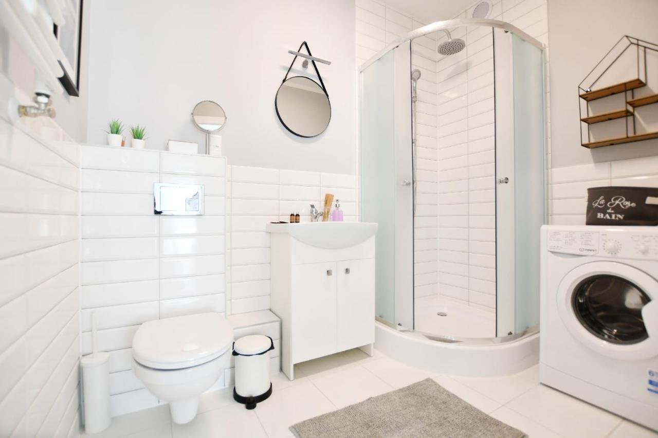 Апартаменты Apartament Kapitanski Колобжег Экстерьер фото